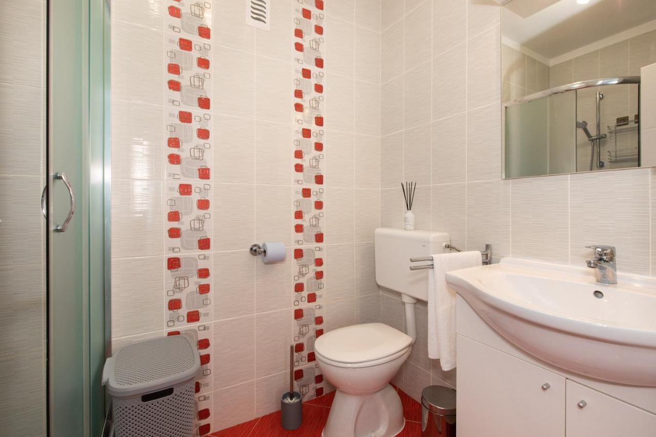 Apartment Marija คิร์ก ภายนอก รูปภาพ